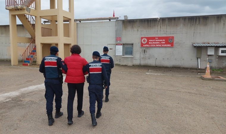 Hakkında 4 yıl hapis cezası bulunan FETÖcü yakalandı