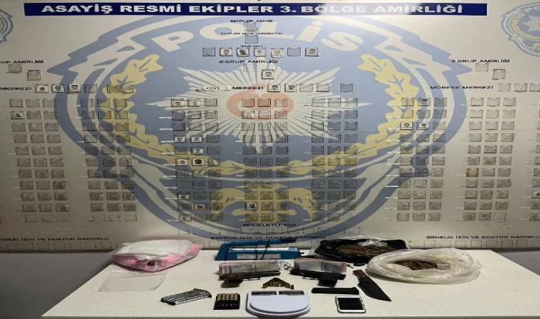 Kadına şiddet ihbarına giden polis, uyuşturucu madde ele geçirdi: 3 gözaltı