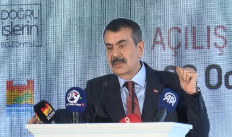 Milli Eğitim Bakanı Yusuf Tekin velilere seslendi; Kaç saat okuyarak örnek oluyorsunuz