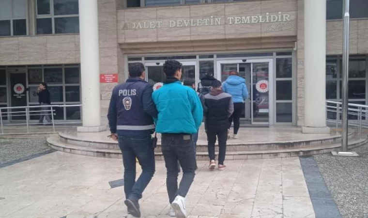 Sosyal medyada tanıştığı kadın ve arkadaşları tarafından gasbedildi