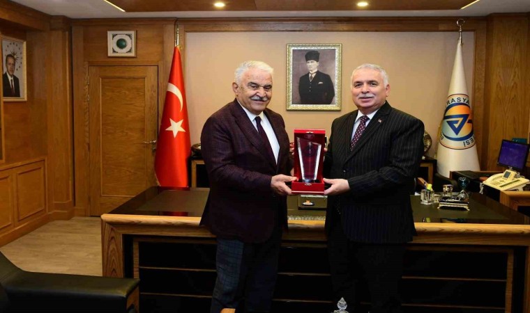 Vali Yıldırım Avrasya Üniversitesini gezdi