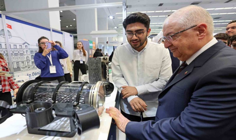 Bakan Güler ‘Verimlilik ve Teknoloji Fuarını ziyaret etti