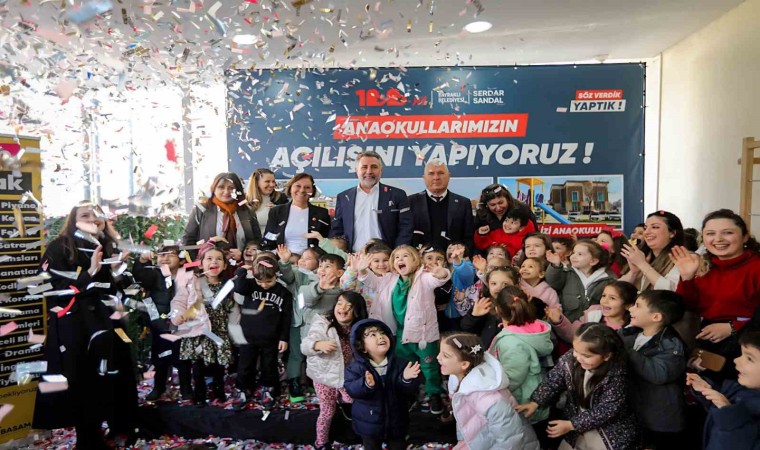 Bayraklı Belediyesi, 3 anaokulunun açılışını yaptı