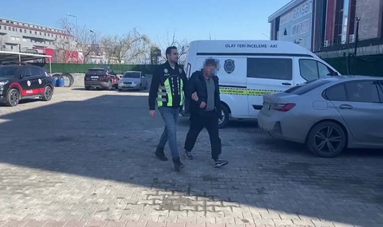 Büyükçekmecede drift yaptığı görüntüleri sosyal medyadan paylaşan sürücü yakalandı