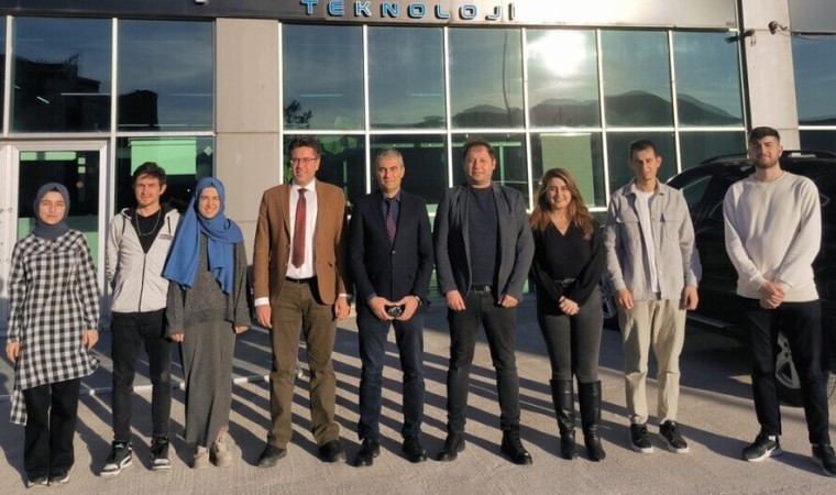 DPÜ Rektör Yardımcısı Aydından teknoloji şirketine işbirliği ziyareti