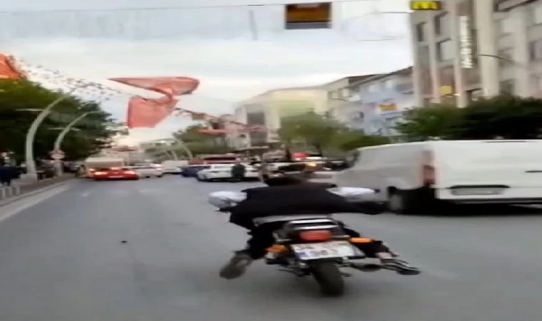 Motosikletli maganda havaya ateş edip o anları sosyal medyada paylaştı