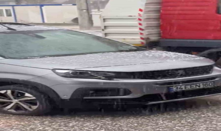 Bursada dolu yağışı etkili oldu