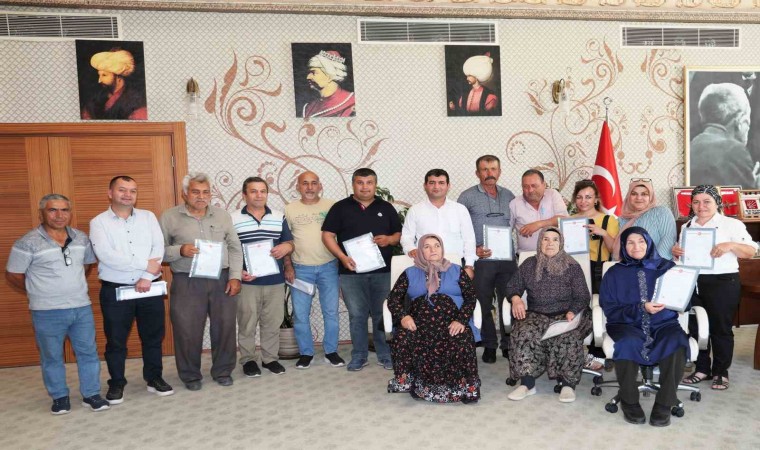 Aksuda 15 hak sahibi daha tapusunu aldı