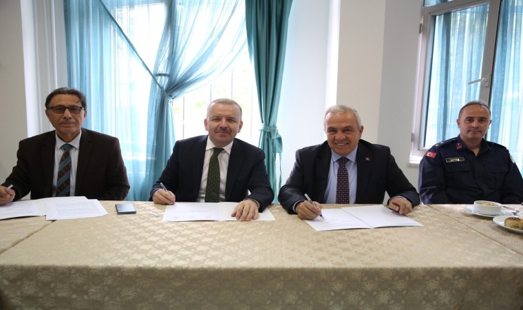 Nilüferde imzalar mesleki eğitim için atıldı