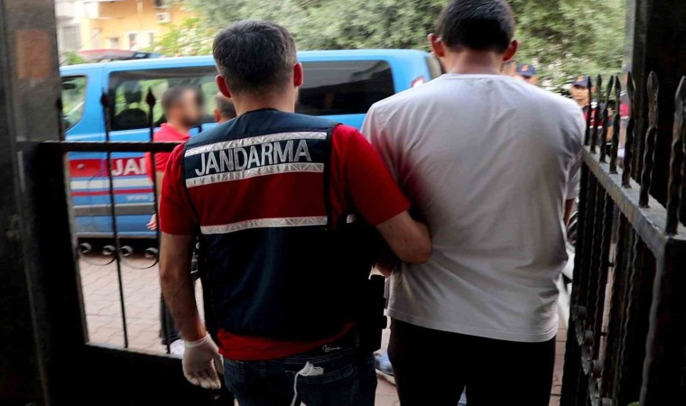 Mersinde DEAŞ operasyonu: 3 gözaltı