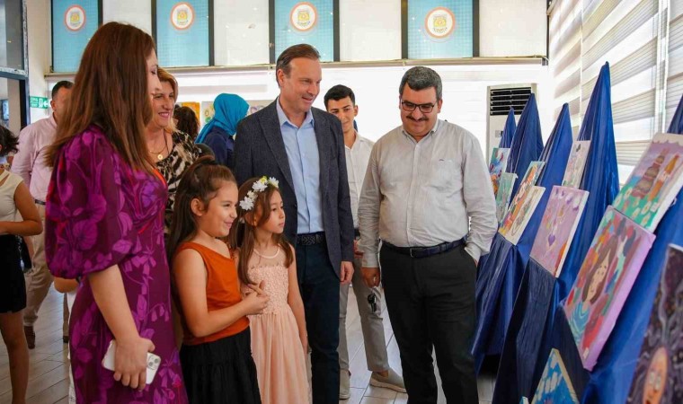 Tarsusta kursiyerler yaptıkları eserleri sergiledi