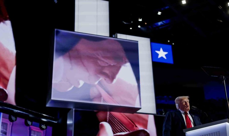 FBI, suikast girişiminde Trumpın kulağına mermi isabet ettiğini doğruladı