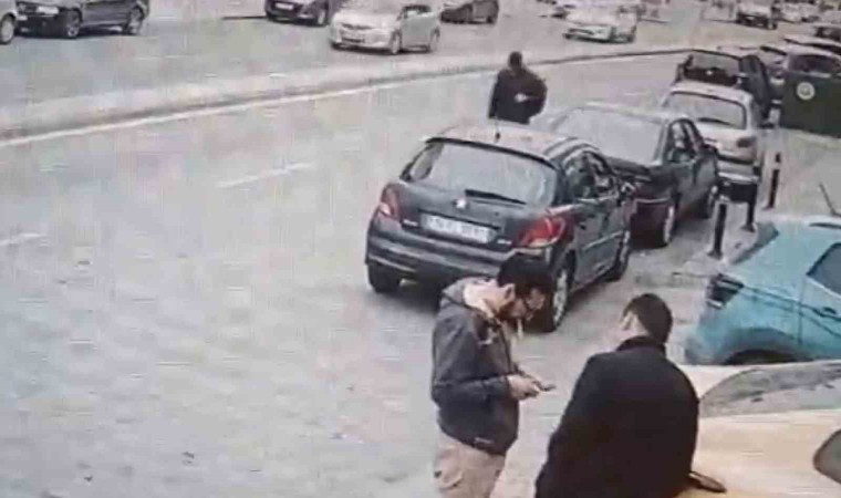 Maltepede araçlara sinyal kesiciyle giren şüpheli yakalandı