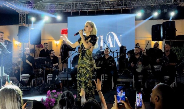 Ünlü sanatçı Ceylan Hiltonda aşiret düğününe katıldı