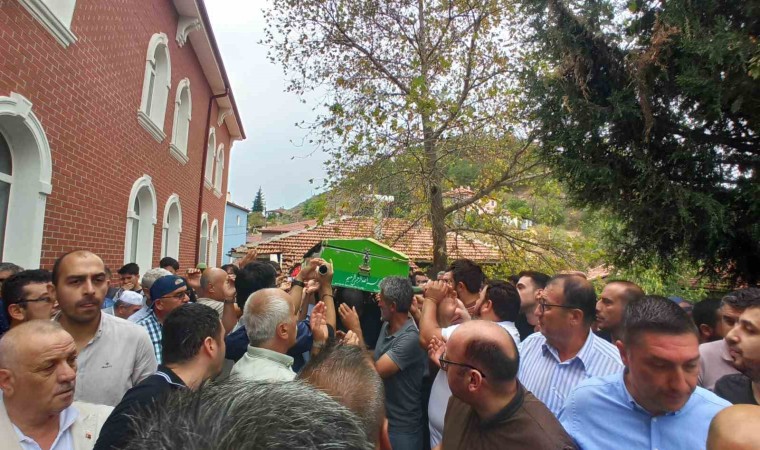 Halil Köse son yolculuğuna uğurlandı