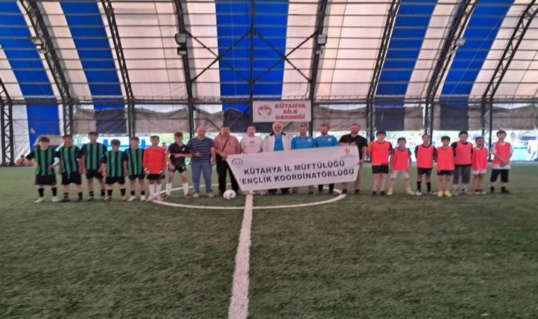 Kütahyada Yaz Kuran Kursları Futbol Turnuvası başladı