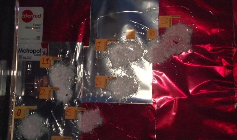 Sultanbeylide eski çalışan dehşet saçtı, 50 mermi isabet etti