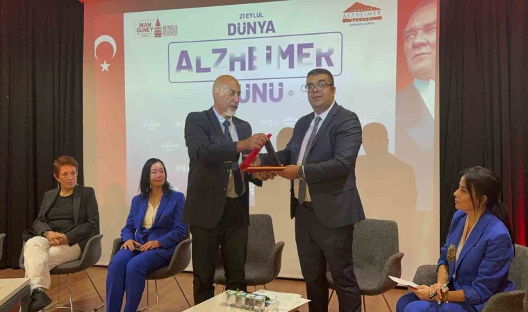 Beyoğlunda alzheimer farkındalık ve bilgilendirme etkinliği düzenlendi