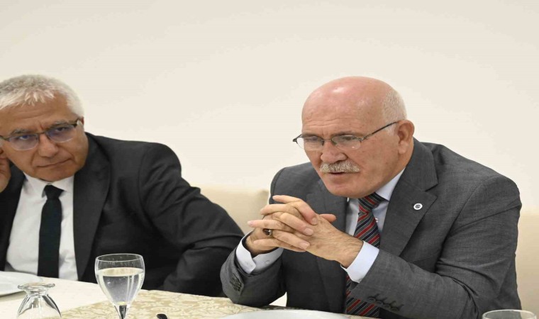 Filistinli öğrenciler Uşak Üniversitesinde staj yapıyor