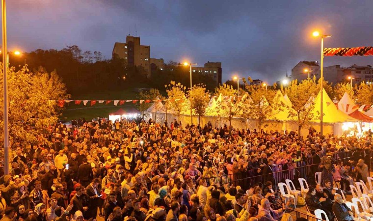 Arnavutköy Kastamonu Tanıtım Günlerinde Cengiz Kurtoğlu rüzgarı esti