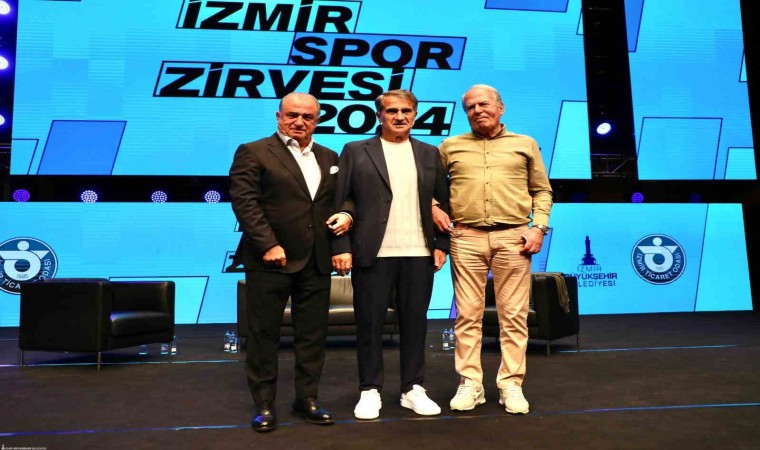 İzmir Spor Zirvesinde ‘Efsanelerle Futbol oturumu gerçekleştirildi