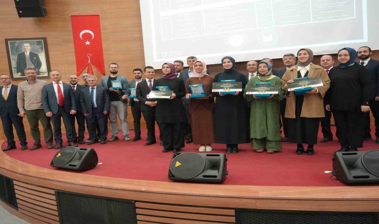Kastamonuda 5. Muhammed İhsan Oğuz Araştırma Ödülleri sahiplerini buldu