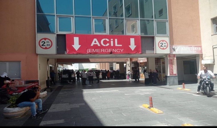 Batmanda baba oğlunu bıçakladı