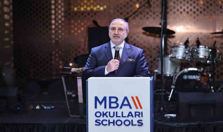 Çalıkuşu Aydan Şenerin de katılımıyla Öğretmenler Günü kutlaması