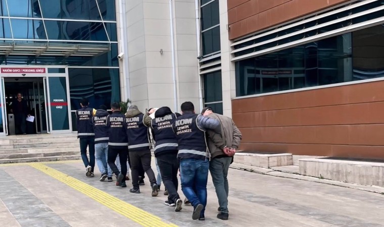 İzmirde yağmacı çeteye polis operasyonu: 8 gözaltı