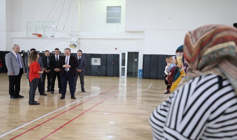 Melikgazi Belediyesinin sosyal tesisleri ilçeye değer katıyor