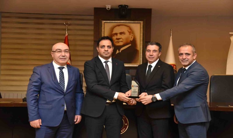 7524 sayılı kanun ile vergi mevzuatında yapılan değişiklikler GSOda konuşuldu