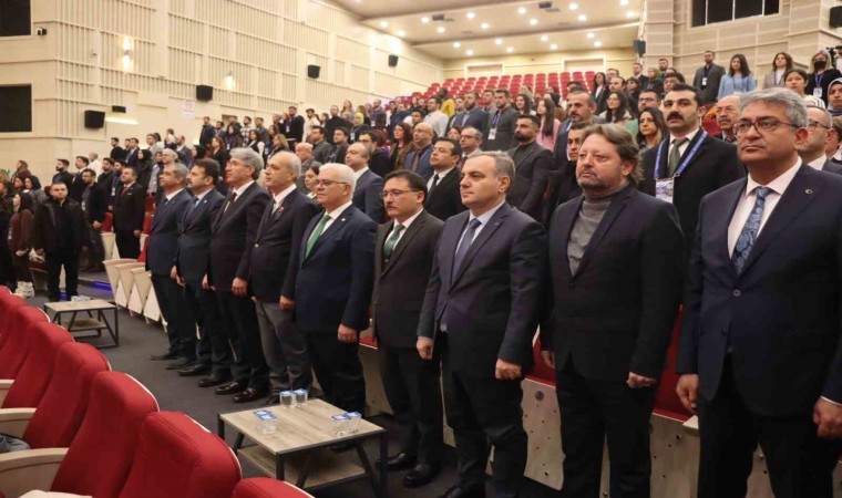 Altun: Bilimsel araştırma projelerinde 250 milyonluk fona sahip olan bir üniversiteyiz