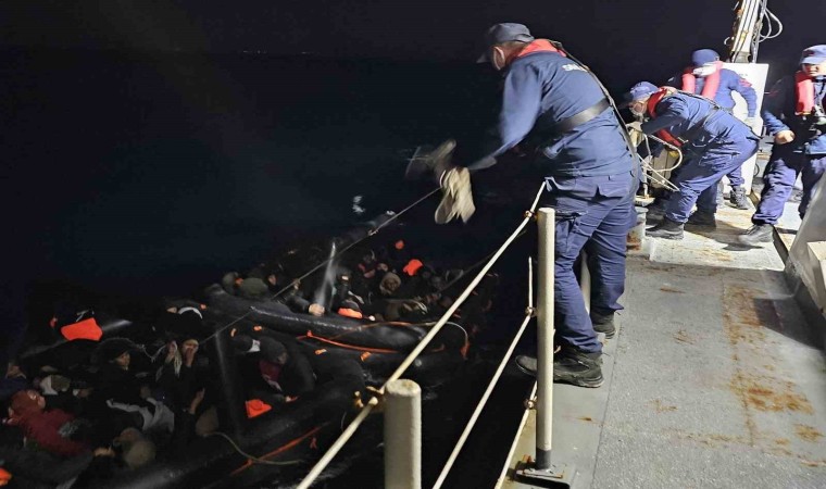 Aydında 33 düzensiz göçmen kurtarıldı