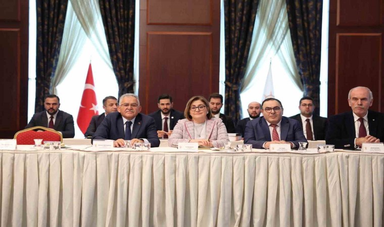 Başkan Büyükkılıç; AK Parti 168inci Genişletilmiş İl Başkanları Toplantısına katıldı