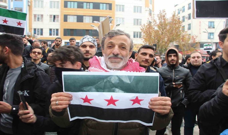Batmandaki Suriyeliler Esed rejiminin düşmesini kutladı