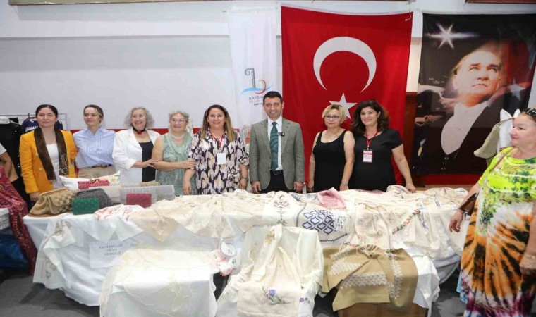 Bayraklıda ‘Gelenekten geleceğe kadın buluşmaları