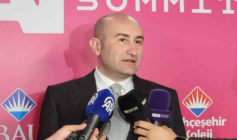 Beşiktaş Başkanı Hüseyin Yücelden, Serdal Adalıya başarı dileği