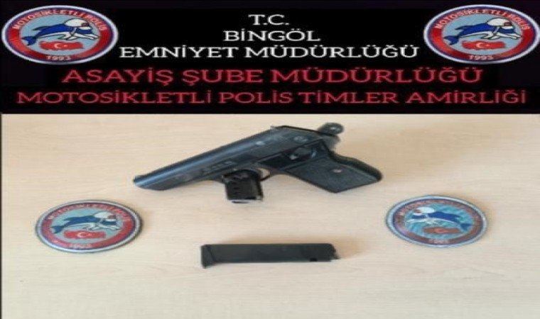 Bingölde ruhsatsız tabanca ele geçirildi