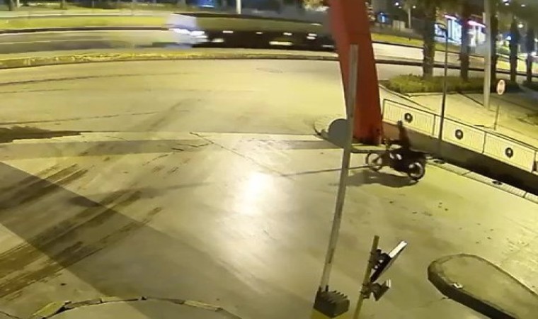 Bir gecede 2 motosiklet çalan şüpheli polisten kaçamadı