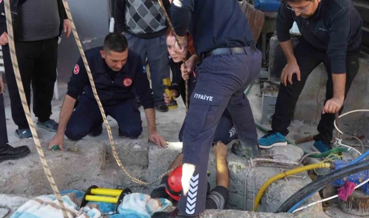 Dinamodaki arızayı gidermek için girdiği kuyuda mahsur kaldı