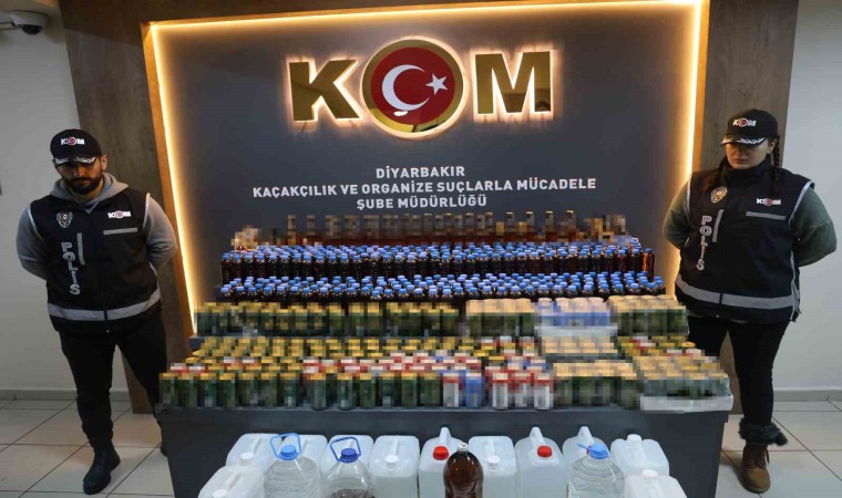 Diyarbakırda bin 300 şişe kaçak alkollü içecek ele geçirildi