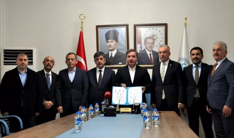 Erzincanda nitelikli iş gücü yetiştirmek için imzalar atıldı