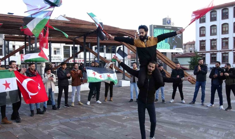 Esed rejimi çöktü, Kütahyada Suriyeliler kutlama yaptı