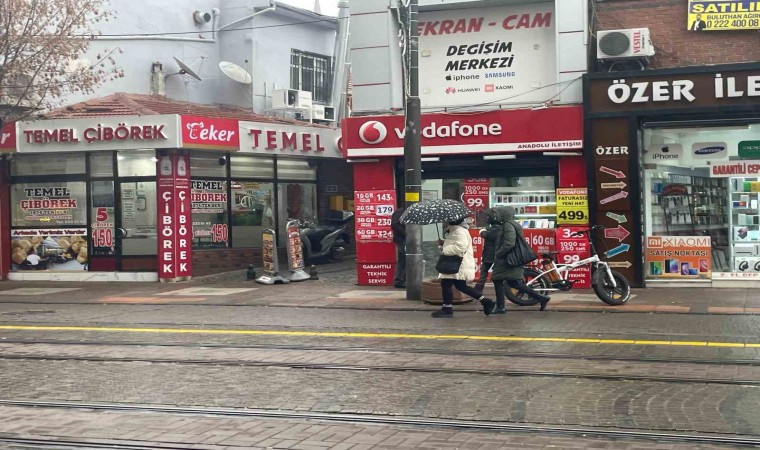 Eskişehirde yağış etkili oldu