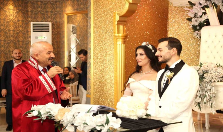 Gebzede 2 bin 875 çift mutluluğa evet dedi