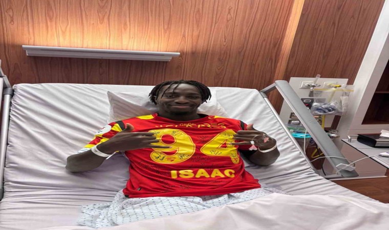 Göztepede Isaac Solet ameliyat oldu