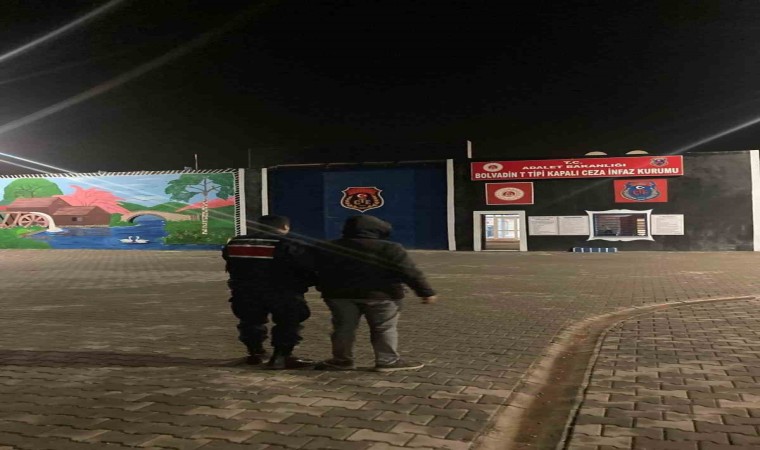 Hapis cezası ile aranan şahsı jandarma yakaladı