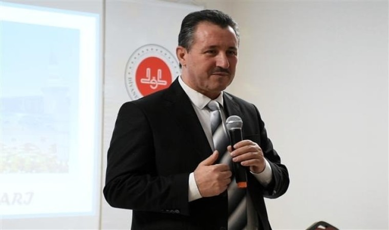İl Müftüsü Dilek, ‘Umre Hazırlık Kursu Eğitim Semineri düzenledi