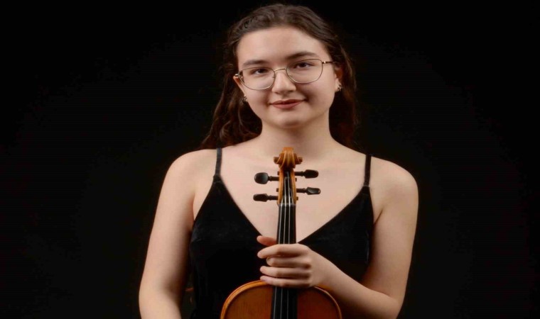 İş Sanattan yılın son Parlayan Yıldızları konseri