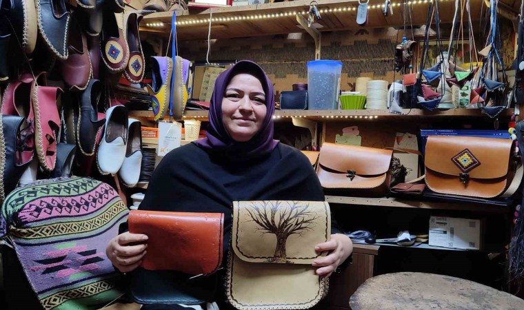 Kahramanmaraşta bir kadın 32 yıldır dede ve baba mesleğini devam ettiriyor